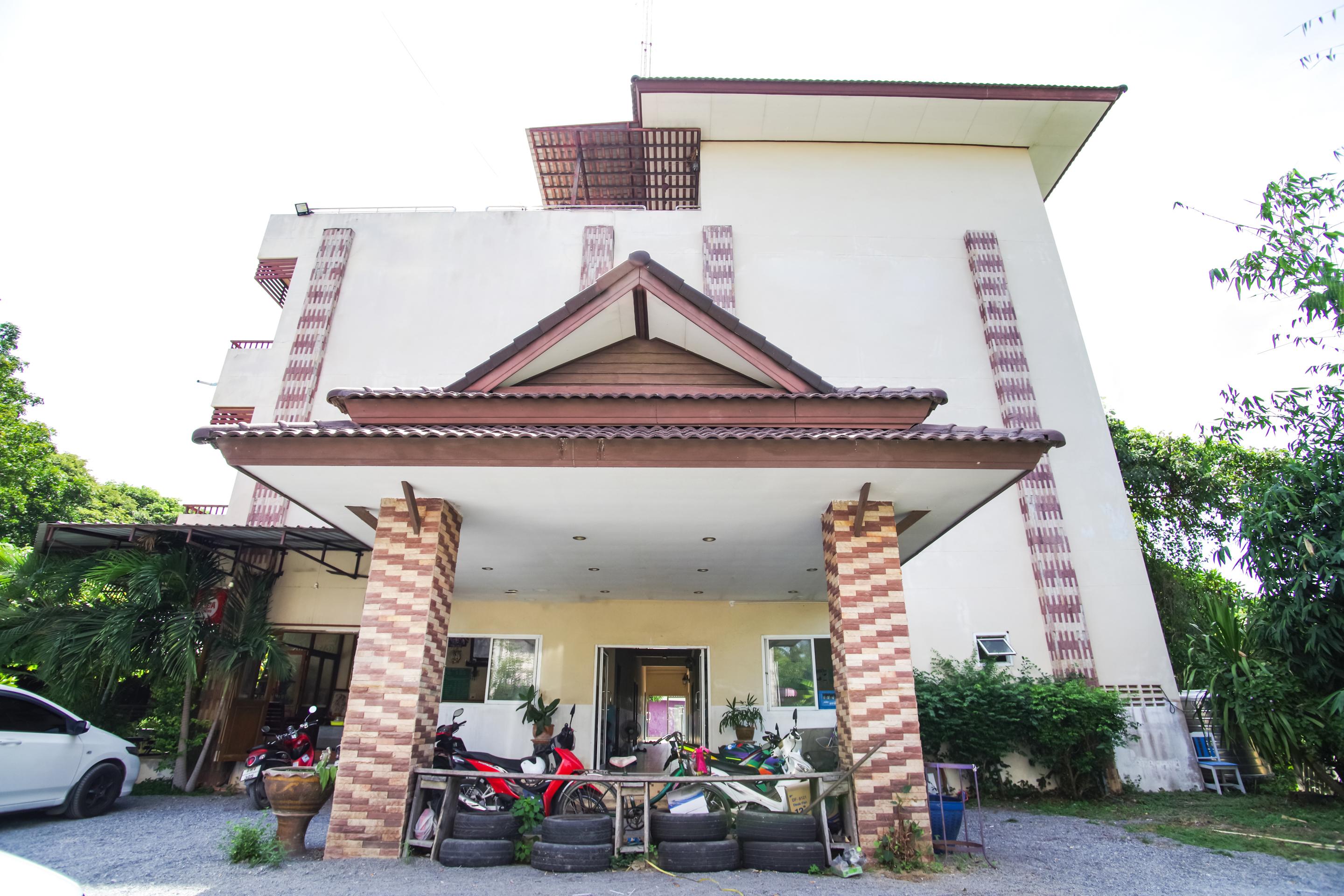 Oyo 384 Ban Sabaidee Hotel Phra Nakhon Si Ayutthaya Exterior photo